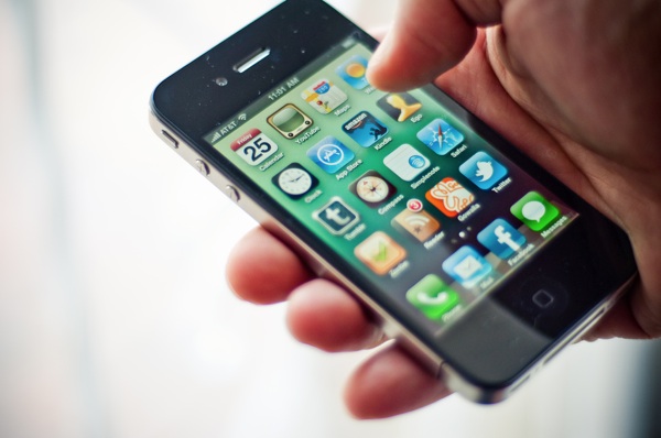 smartphone-applications-for-travelers