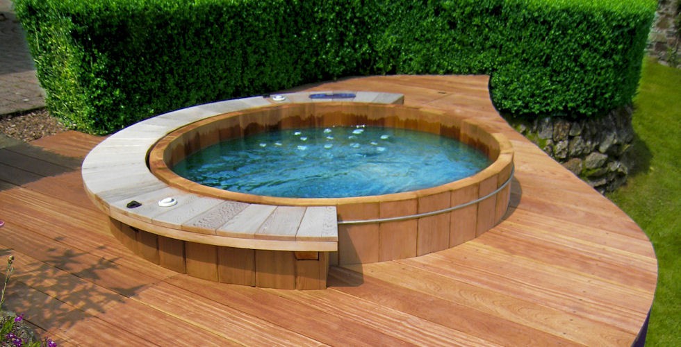 wooden-hot-tub-9